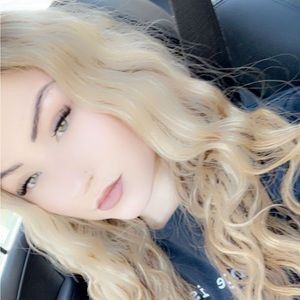 Meet your Posher, Michaela